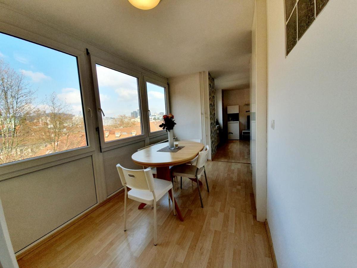 Bossa Nova Castle&outstanding With Garage Apartma *